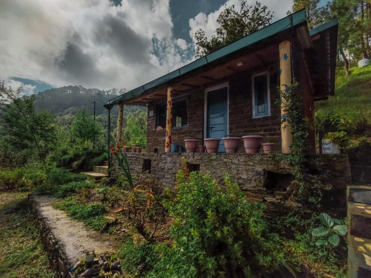 Zenoaks Homestay Almora Exteriör bild