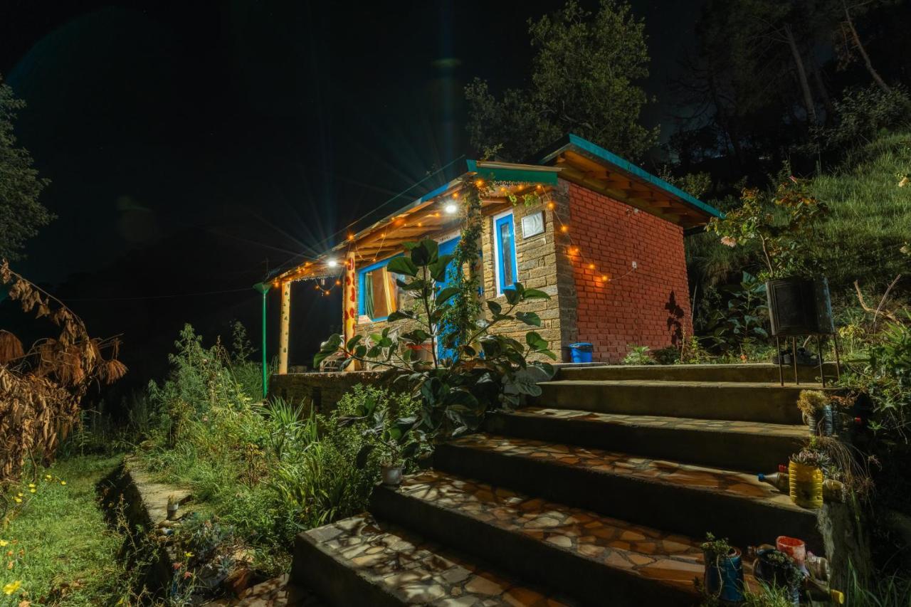 Zenoaks Homestay Almora Exteriör bild