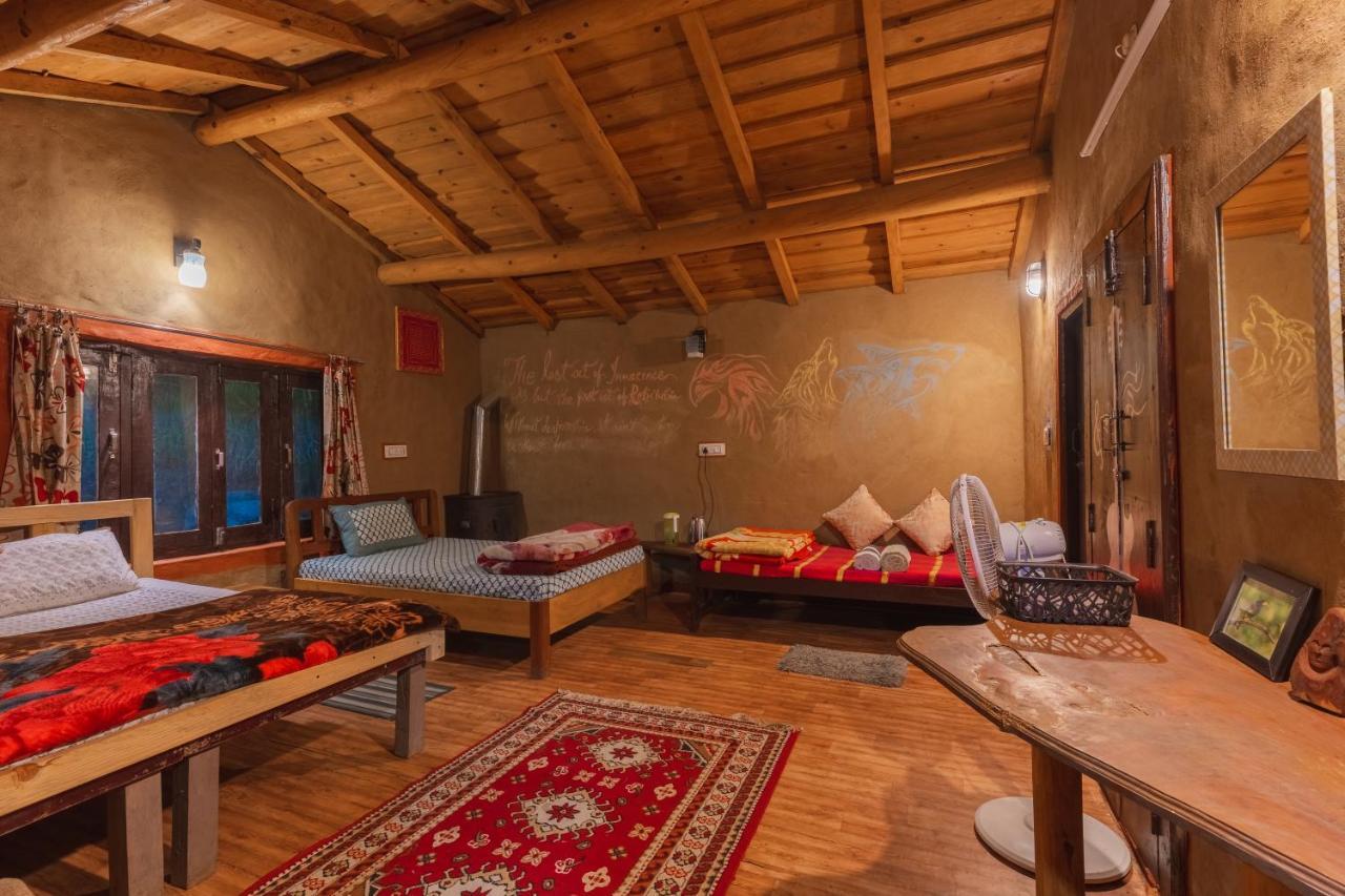 Zenoaks Homestay Almora Exteriör bild
