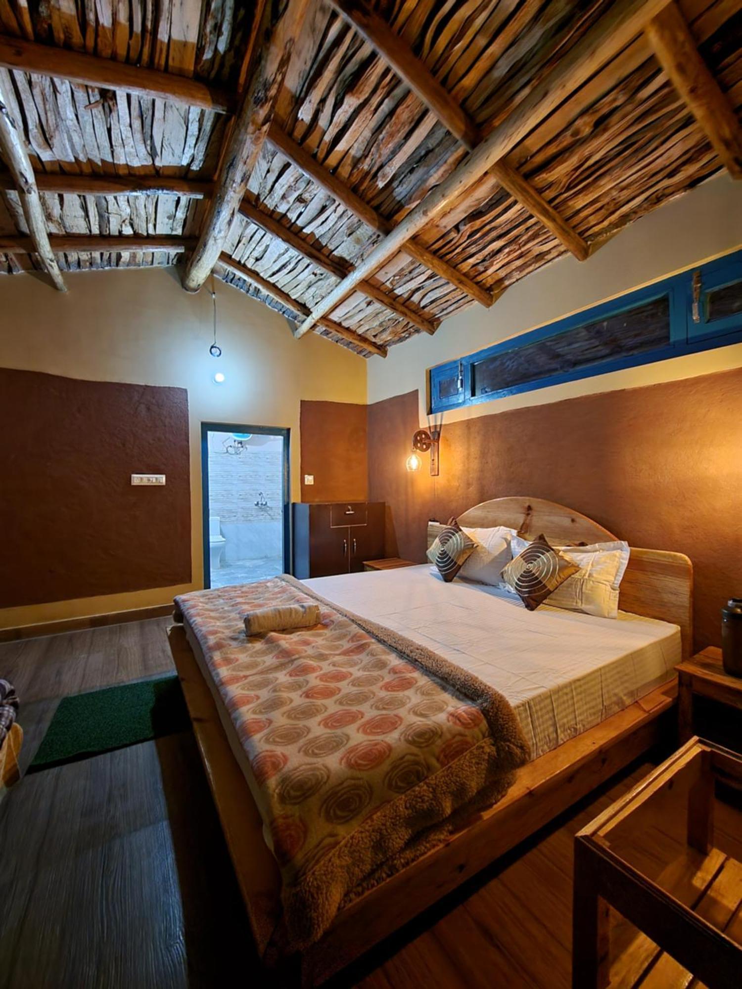 Zenoaks Homestay Almora Exteriör bild