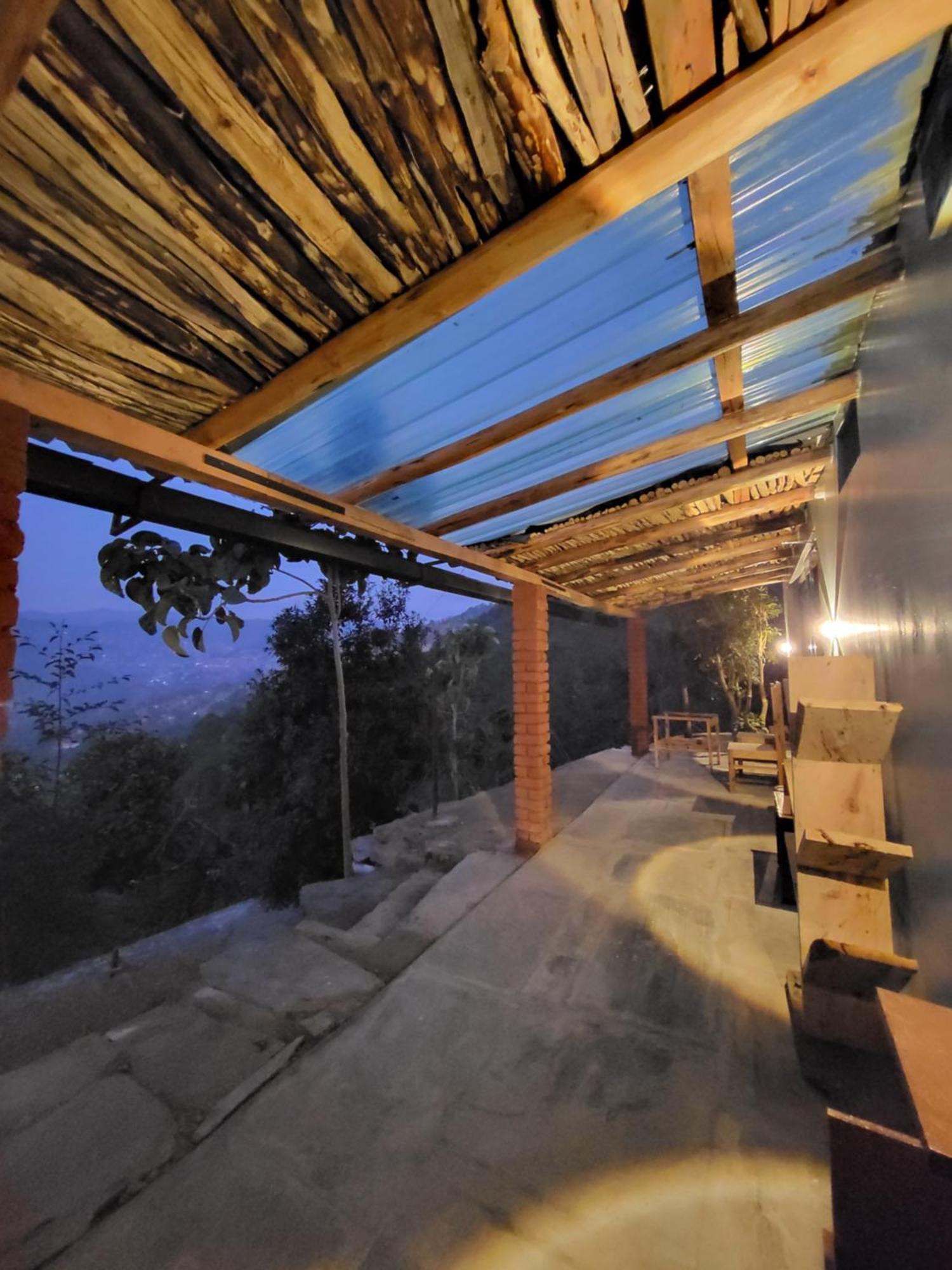 Zenoaks Homestay Almora Exteriör bild