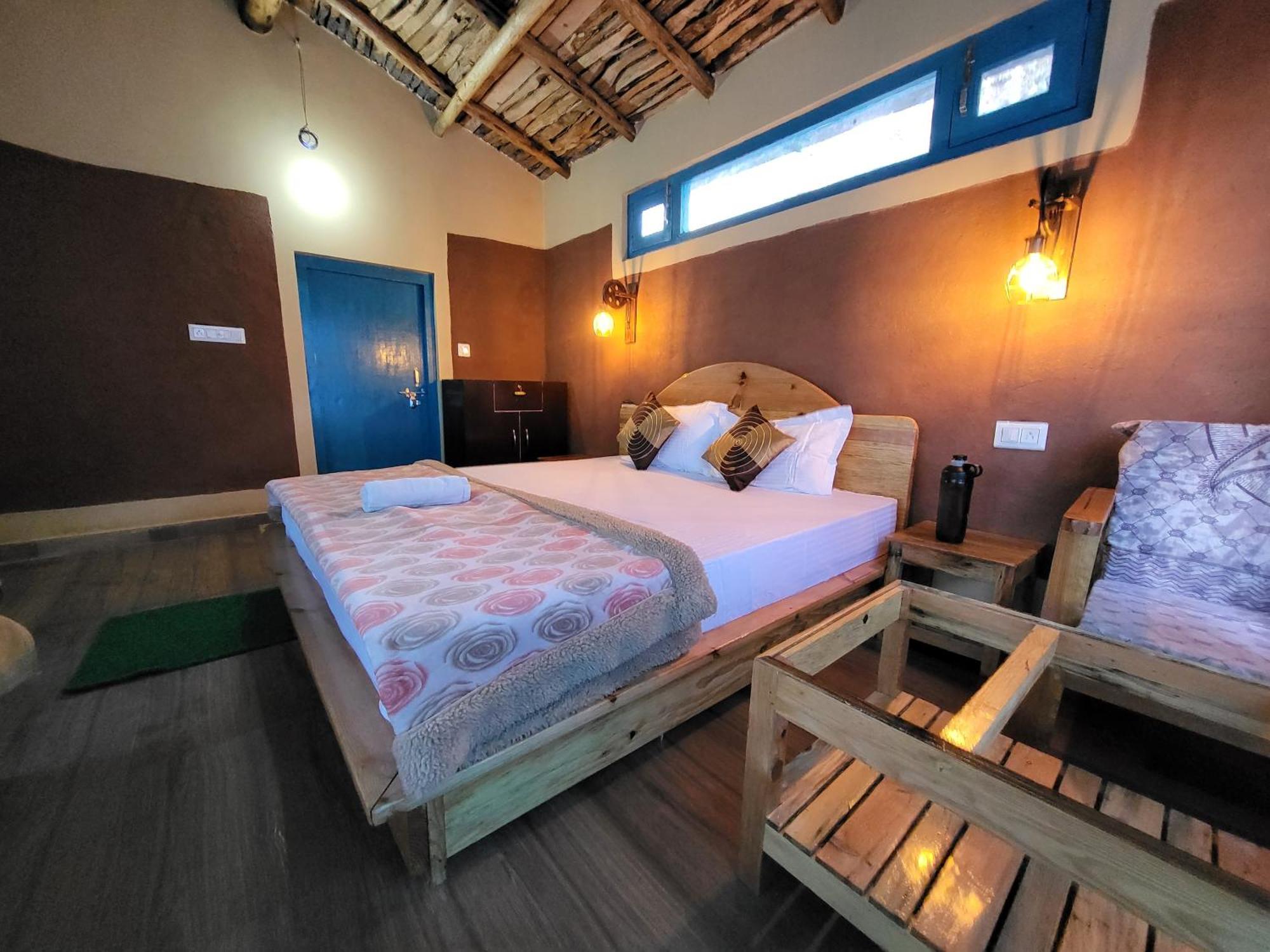 Zenoaks Homestay Almora Exteriör bild