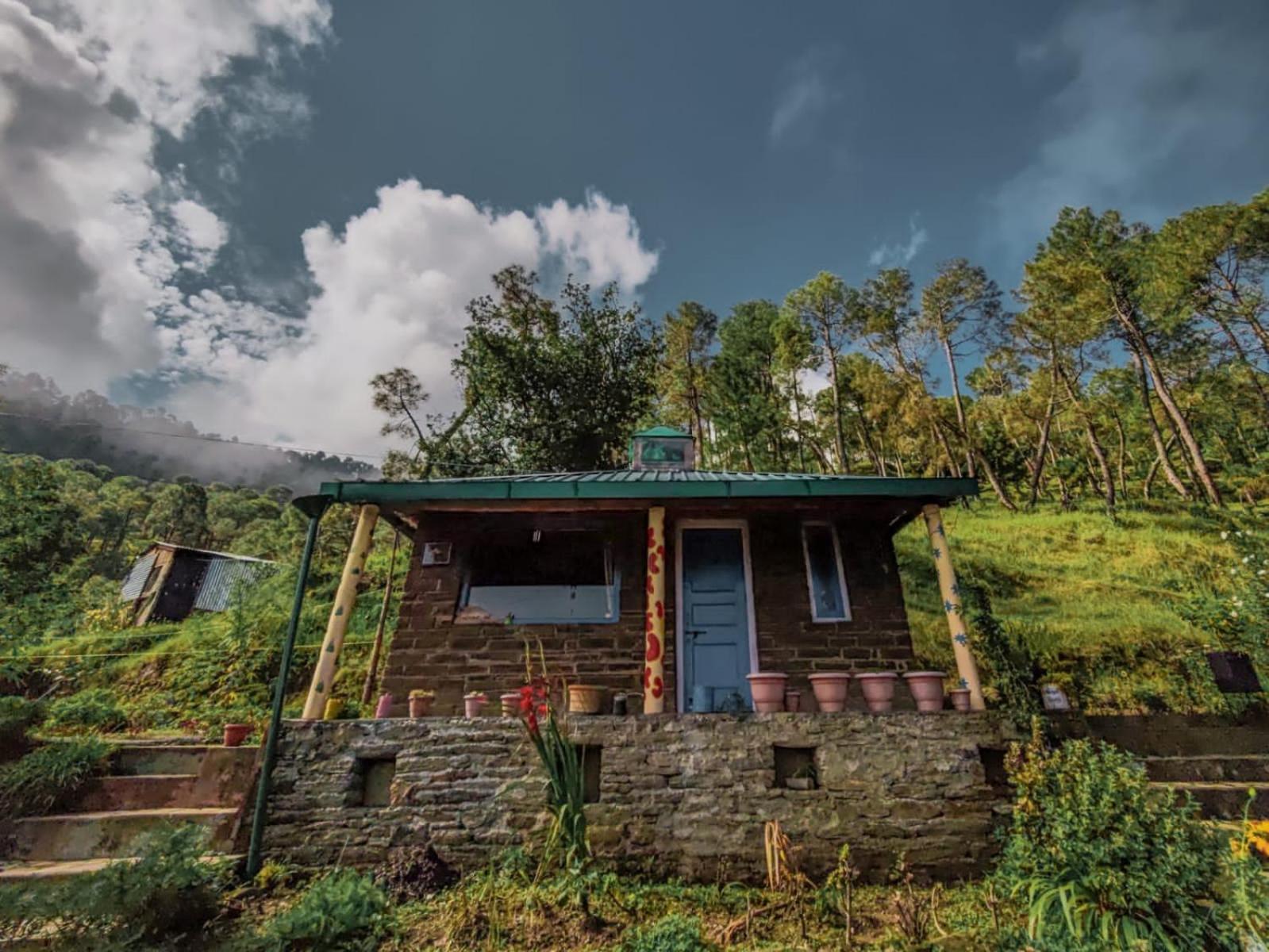 Zenoaks Homestay Almora Rum bild
