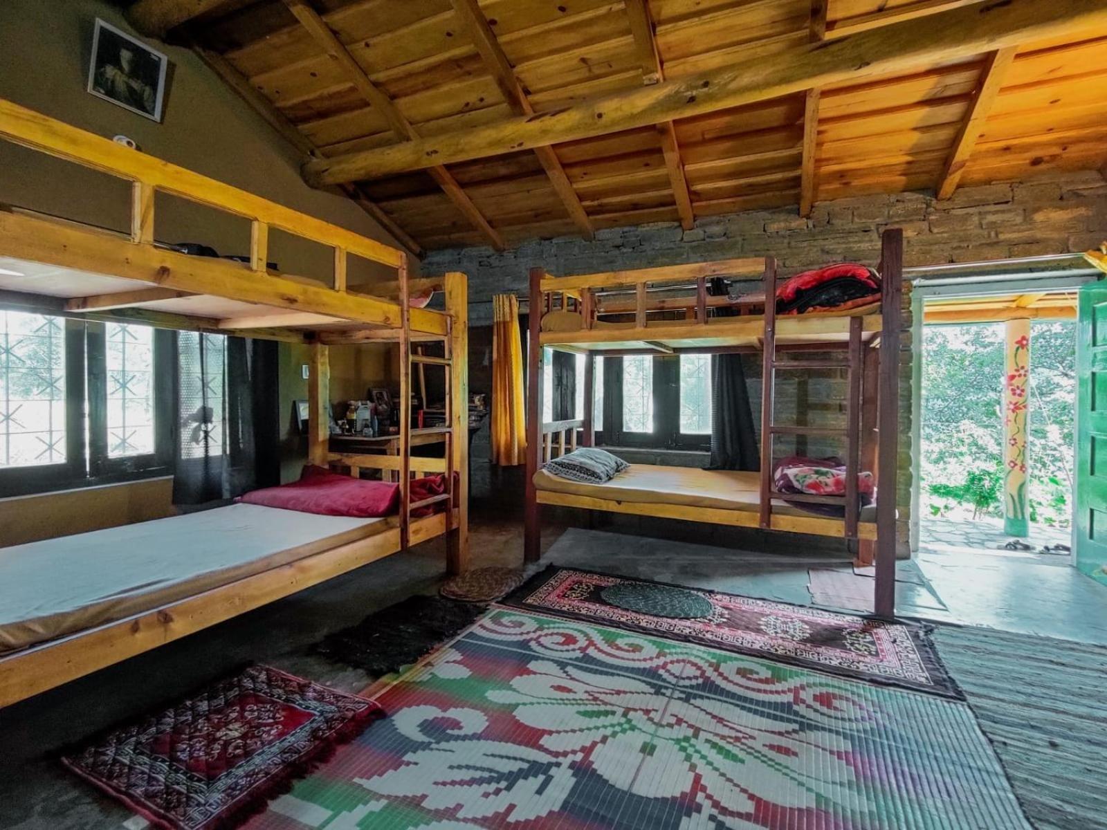 Zenoaks Homestay Almora Rum bild